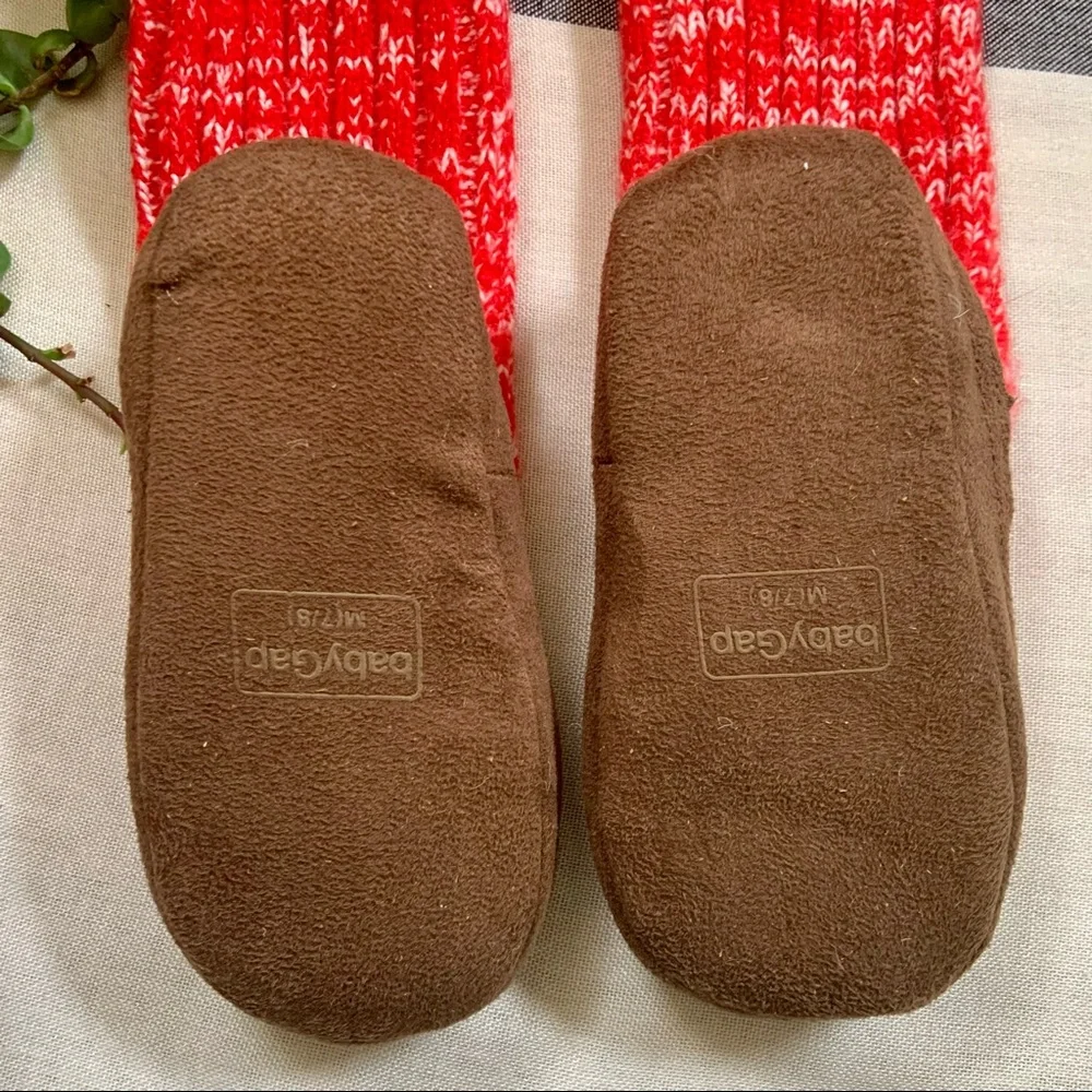 Gap Toddler Tall Knit Slipper Socks- Size 7/8